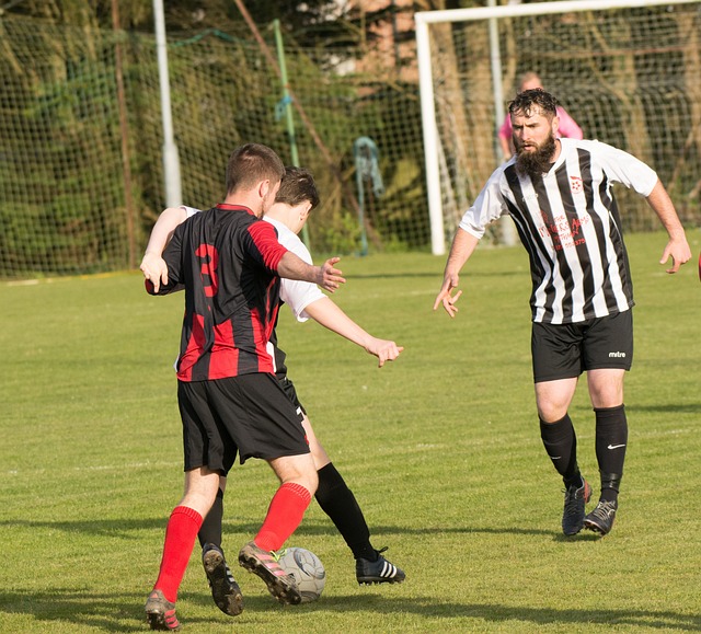 频频威胁破 频频威胁破