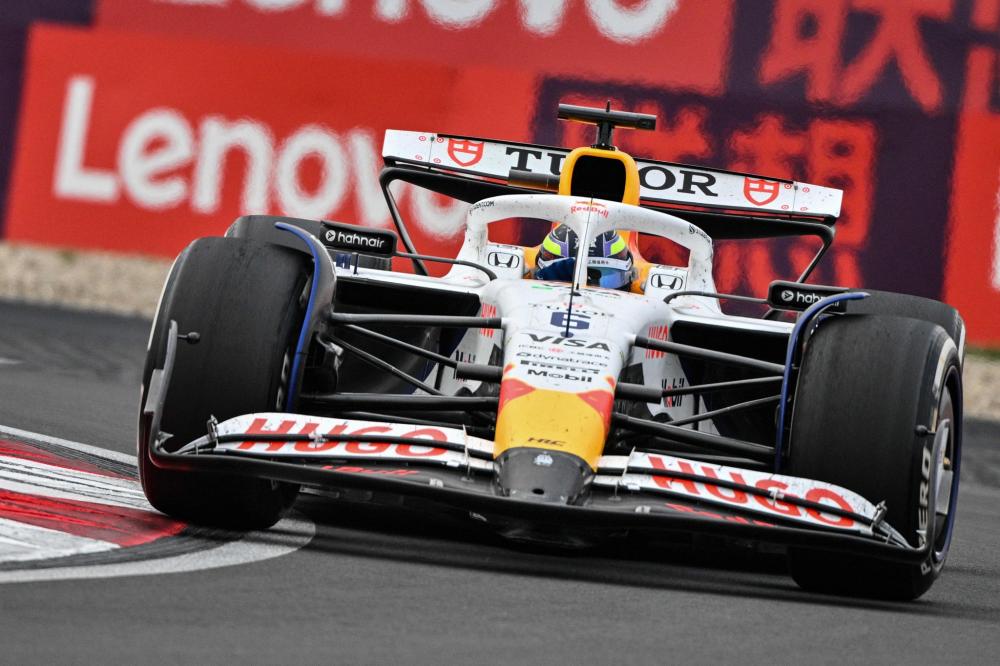 据这位经理 据这位经理