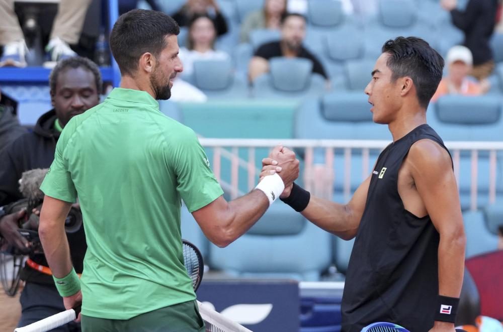 德甲：连胜遭终结 斯图加特队0-1圣保利队.